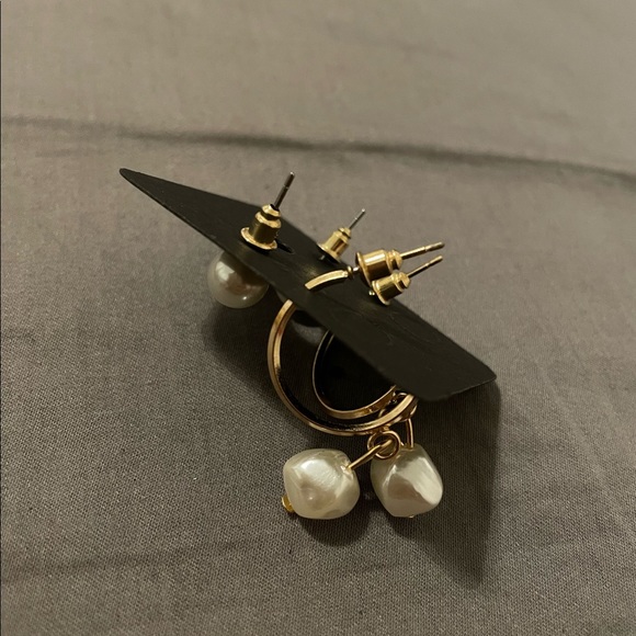 2-pair Pearl Dangle and Studs Earrings - Picture 3 of 3